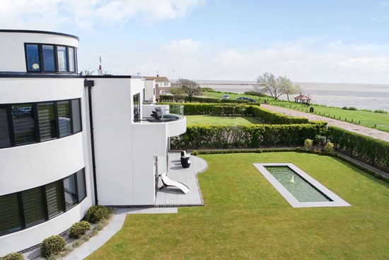 Contemporary art deco-style property in Frinton-On-Sea, Essex