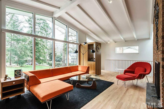 1950s midcentury modern: Four-bedroom property in Raleigh, North Carolina, USA