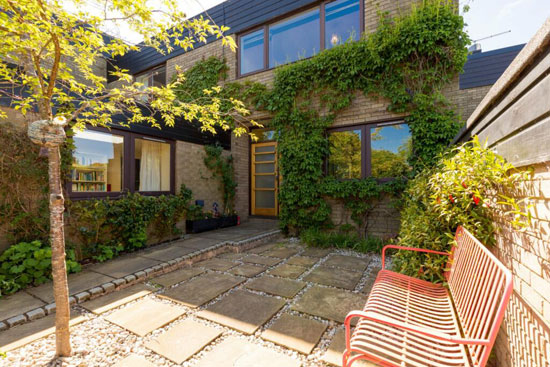 1960s Roland Wedgwood modern house in Ravelston, Edinburgh