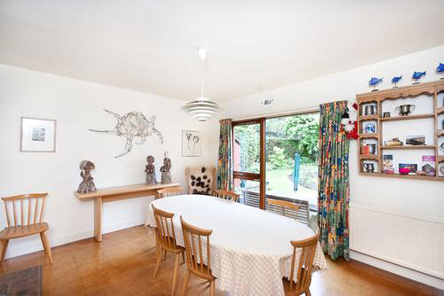 rav3 Roland Wedgwood-designed five bedroomed house in Ravelston, Edinburgh