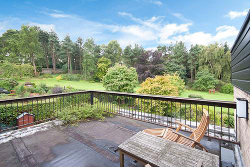 rav5 Roland Wedgwood-designed five bedroomed house in Ravelston, Edinburgh