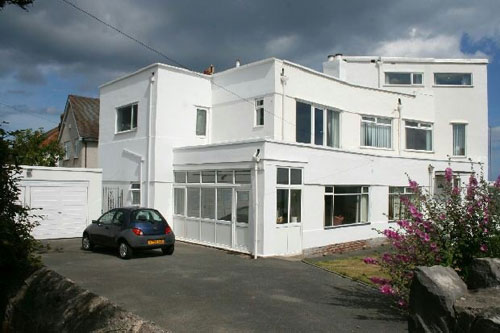 Six-bedroomed 1930s art deco property in Rhos-on-Sea, Colwyn Bay, North Wales