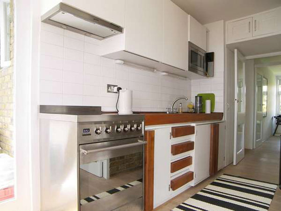 Three-bedroom apartment in the grade II-listed 1950s Langham House Close, Richmond upon Thames, Surrey