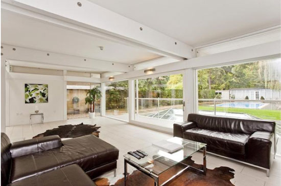 richmond2 Six-bedroom modernist Huf Haus in Kingston Upon Thames, Surrey