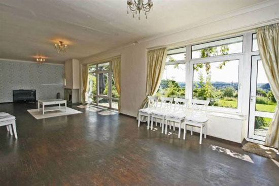 roch2 1960s four-bedroomed house in Oulder Hill, Rochdale, Lancashire