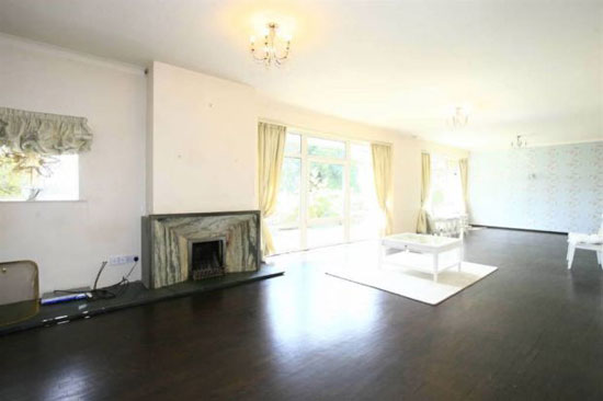 roch3 1960s four-bedroomed house in Oulder Hill, Rochdale, Lancashire