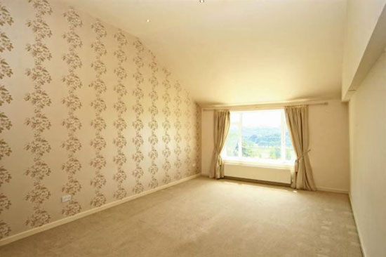 roch4 1960s four-bedroomed house in Oulder Hill, Rochdale, Lancashire