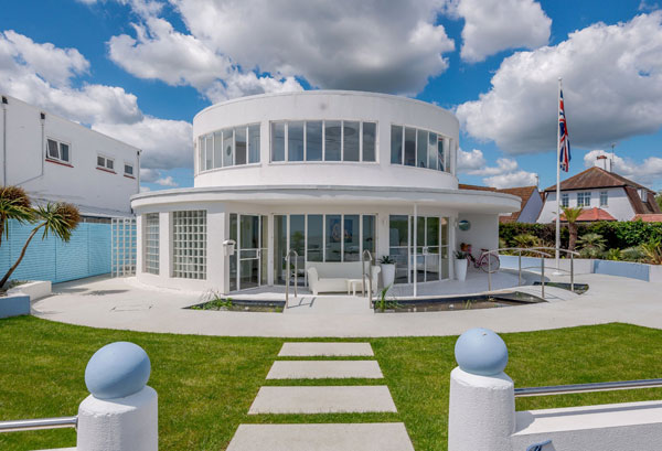The Round House Oliver Hill art deco property in Frinton-on-Sea, Essex