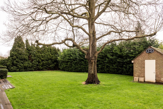 1930s H.W. Simister modern house in Stratford-upon-Avon, Warwickshire