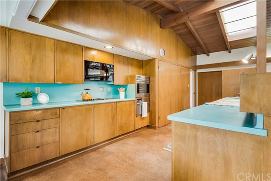 1950s midcentury modern: Paul Tay-designed Strum Residence in Long Beach, California, USA