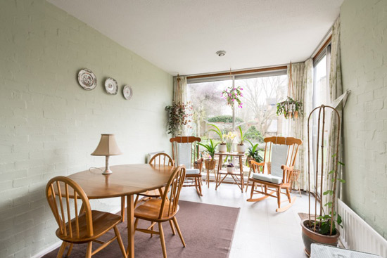 1960s Eric Lyons-designed Span House in New Ash Green, Kent