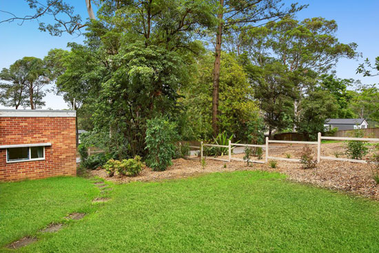 1950s Harry Seidler midcentury modern house in Warrawee, New South Wales, Australia