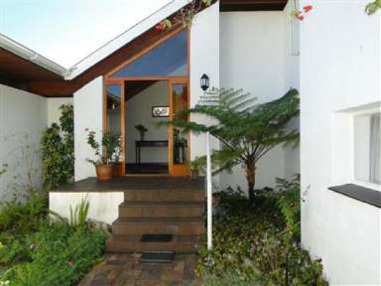 sa3 1960s architect-designed property in Dalsig, Stellenbosch, Western Cape, South Africa