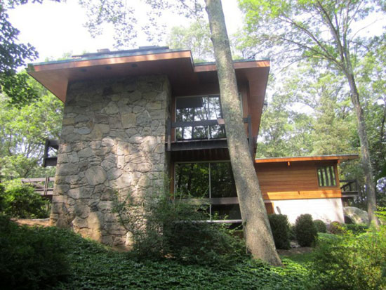 1950s David Henken-designed midcentury modern property in Pound Ridge, New York State, USA