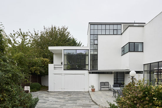 The Saltings 1930s Connell, Ward and Lucas modernist house in Hayling Island, Hampshire