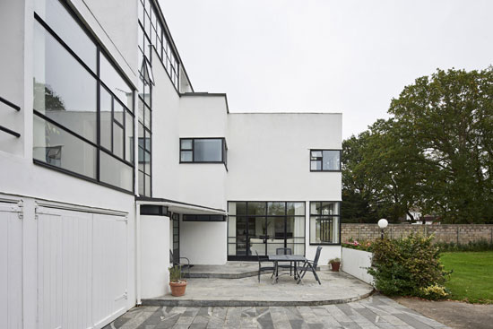 The Saltings 1930s Connell, Ward and Lucas modernist house in Hayling Island, Hampshire