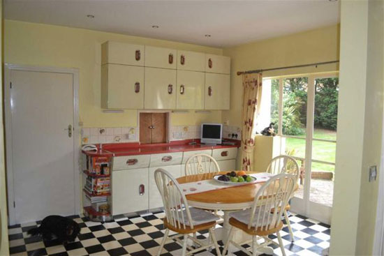sark4 1930s Sark House art deco property in Rustington, West Sussex