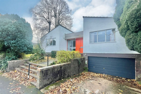 1960s Michael Sassoon modern house in Cheadle, Cheshire
