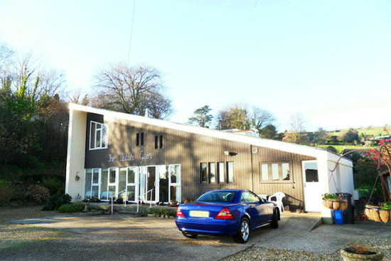 On the market: Midcentury-style The Dutch Glen house in Seaton, Devon