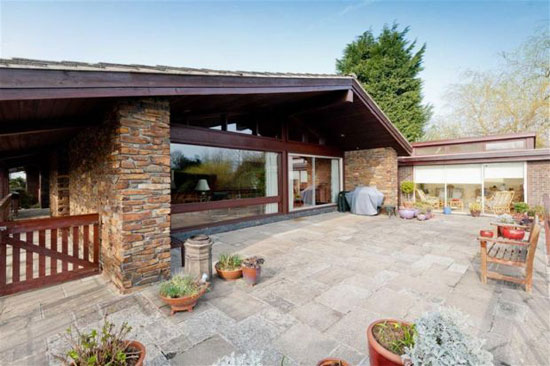 1960s midcentury-style five-bedroom house in Ecclesall, Sheffield, South Yorkshire