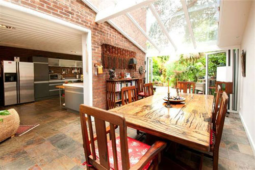 shep3 1970s architect-designed High Timbers six-bedroomed house in Shepperton, Surrey