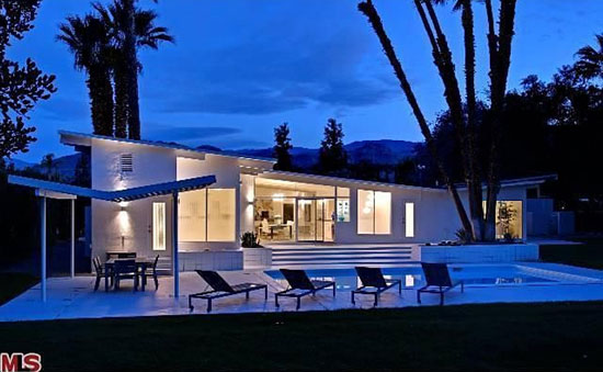 1960s four-bedroom midcentury modern property in Rancho Mirage, California, USA