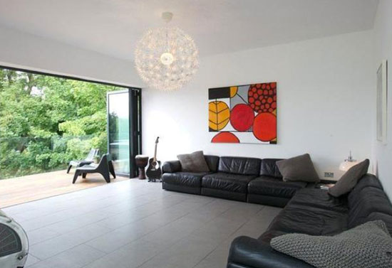 Skywood contemporary modernist property in Budleigh Salterton, Devon