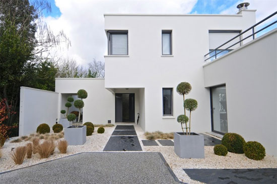 Robert Mallet-Stevens-inspired modernist property in Bordeaux, Aquitaine, France