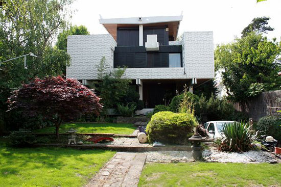 souy2 1960s Three-bedroom modernist property in Soisy-sous-Montmorency, near Paris, France
