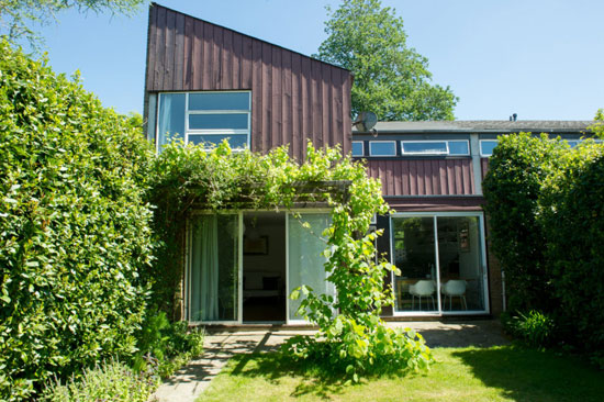 Span House: 1960s Eric Lyons-designed property in New Ash Green, Kent