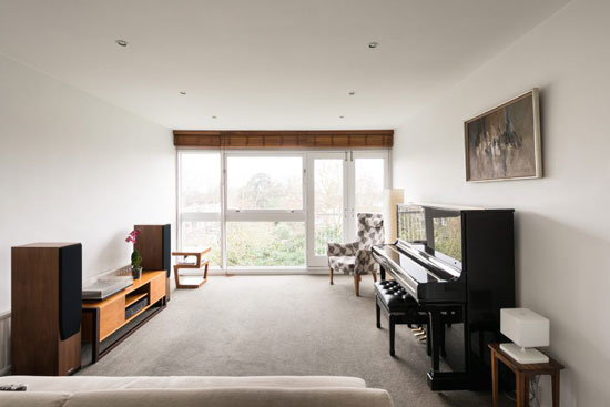 1950s Span house: Eric Lyons-designed apartment in Hallgate on the Cator Estate, Blackheath, London SE3