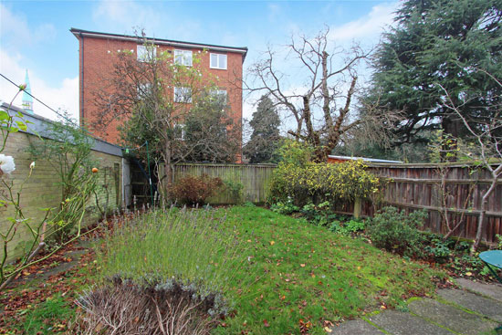 1960s Span House with artist’s studio in London SW19