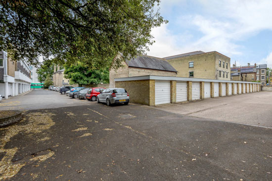 Renovation project Highsett apartment in Cambridge