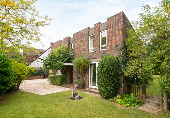 On the market: 1970s Philip Allison-designed midcentury modern property in Stoke Row, Oxfordshire