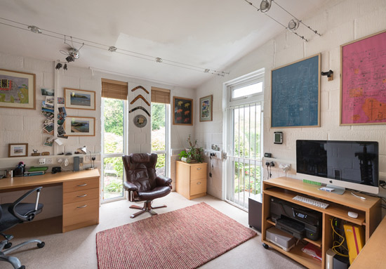 1970s Philip Allison-designed midcentury modern property in Stoke Row, Oxfordshire
