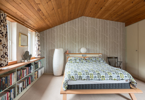 1970s Philip Allison-designed midcentury modern property in Stoke Row, Oxfordshire
