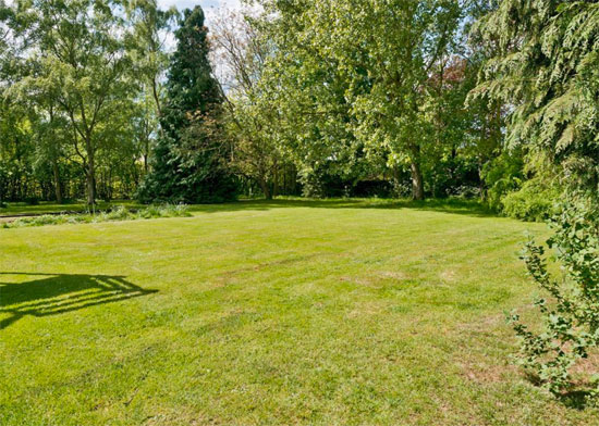 1960s modernist property in Strumpshaw, Norfolk