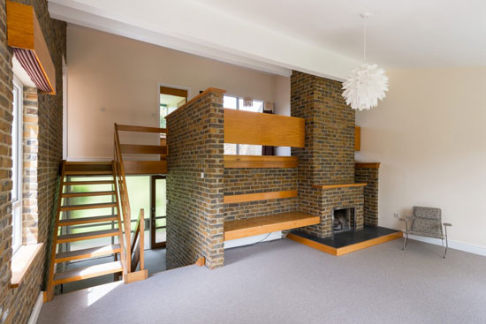 1970s Oxford Architects Partnership-designed midcentury property in Cleave Court, Streatley-on-Thames, Berkshire