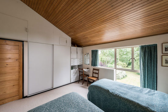 1950s modernism: Alison & Peter Smithson-designed The Sugden House in Watford, Hertfordshire