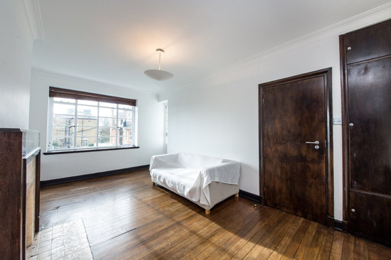 Art deco apartment: One-bedroom flat in the A. F. A. Trehearne-designed Stanbury Court, London NW3