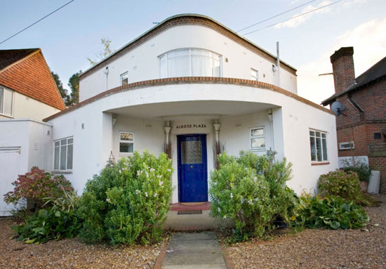 sun3 1930s Wells Coates and David Pleydell-Bouverie-designed four-bedroom Sunspan house in New Malden, Surrey