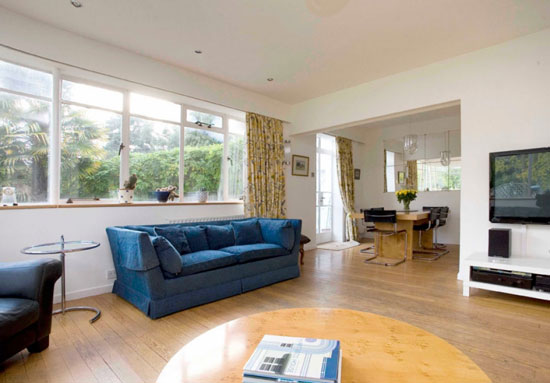 sun5 1930s Wells Coates and David Pleydell-Bouverie-designed four-bedroom Sunspan house in New Malden, Surrey