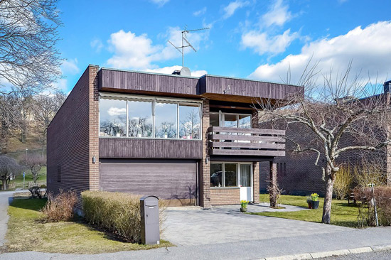 1960s modernist property in Kyrkviken, Sweden
