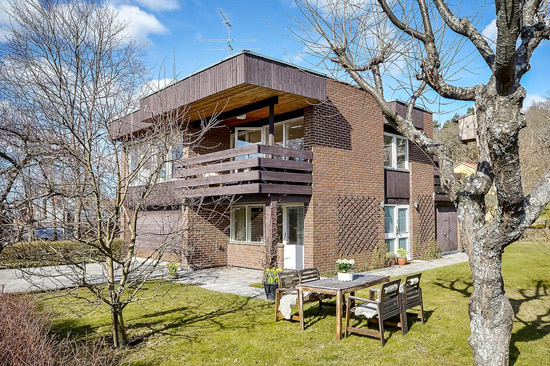 1960s modernist property in Kyrkviken, Sweden