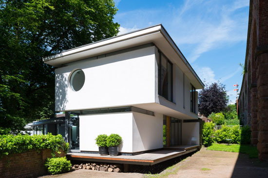 Robert Swan-designed modernist property in Bewdley, Worcestershire