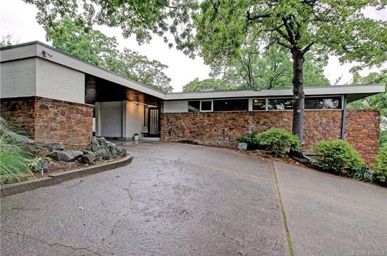 On the market: 1950s Donald Honn-designed midcentury modern property in Tulsa, Oklahoma, USA