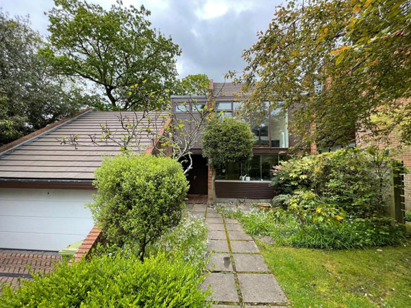 Tapiola 1970s modern house in Chislehurst, Kent