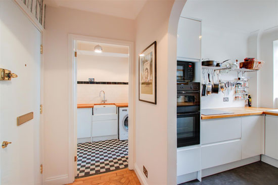 1930s apartment in George Bertram Carter’s Taymount Grange, London SE23