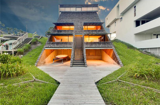 1970s modernism: William Morgan-designed property in Atlantic Beach, Florida, USA