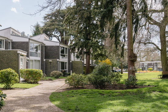 Eric Lyons Templemere Span House in Weybridge, Surrey